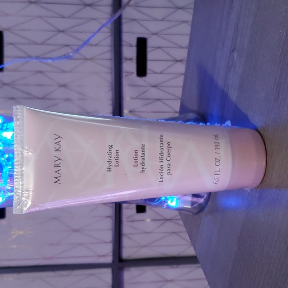 Mary Kay Skincare Mary Kay Hydrating Lotion Poshmark